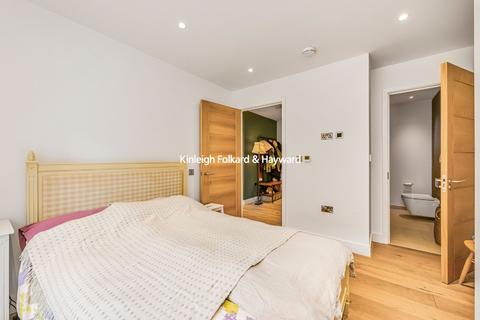 2 bedroom flat for sale, Prodigal Square, London, E8