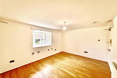 undefined, Kilberry Close, Isleworth TW7