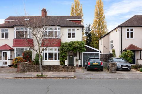 undefined, Warren Avenue, Bromley BR1