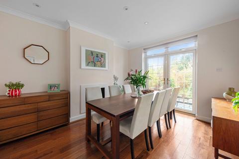 undefined, Warren Avenue, Bromley BR1