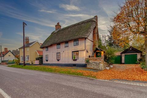undefined, The Street, Diss IP22