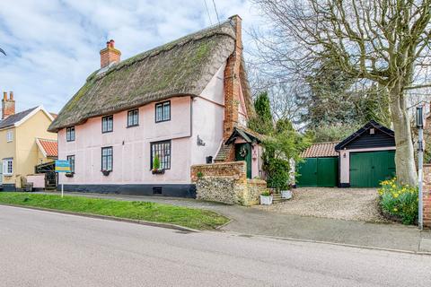 undefined, The Street, Diss IP22