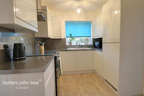 3 bedroom semi-detached house for sale, Heathend Road, Alsager