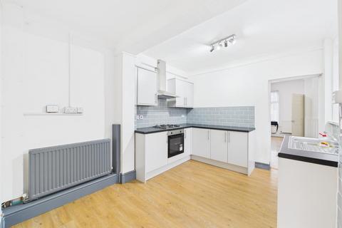 2 bedroom semi-detached house for sale, Parkview, Felinfoel, Llanelli