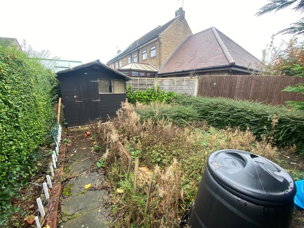 Rear section of back garden.jpg