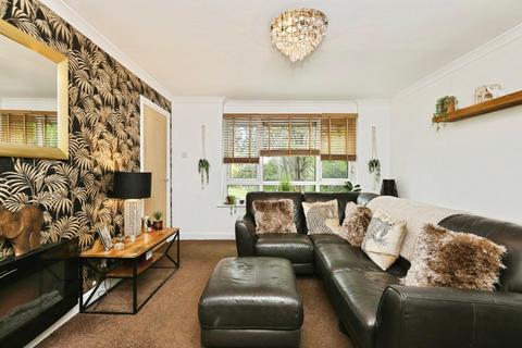 3 bedroom terraced house for sale, Cawthorne Close, Woodseats, Sheffield, S8 0NA