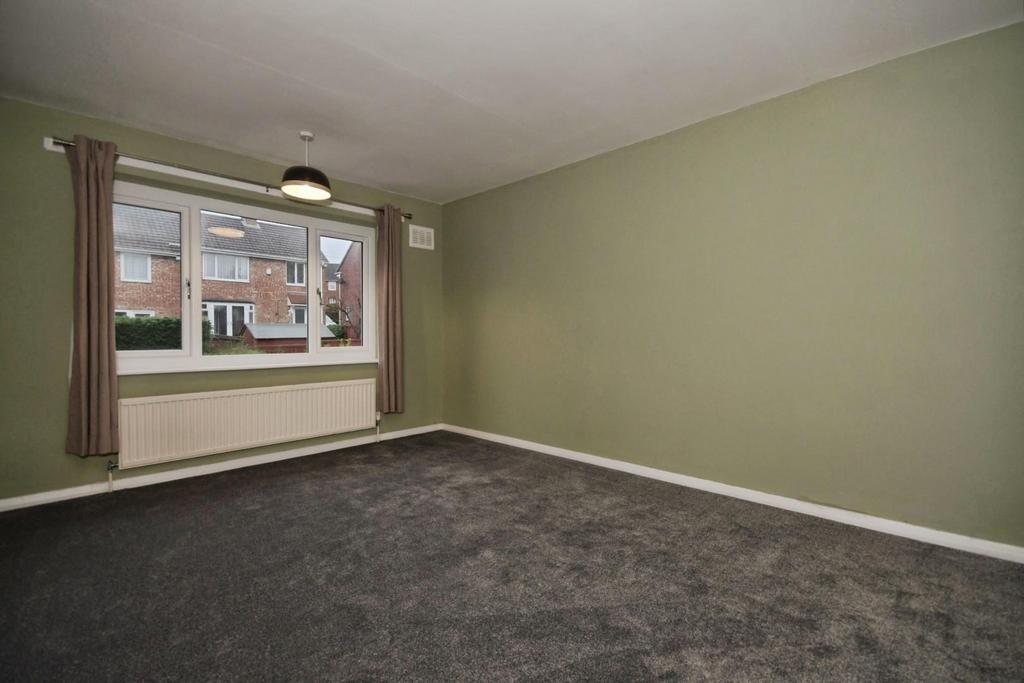 BEDROOM 1.jpg