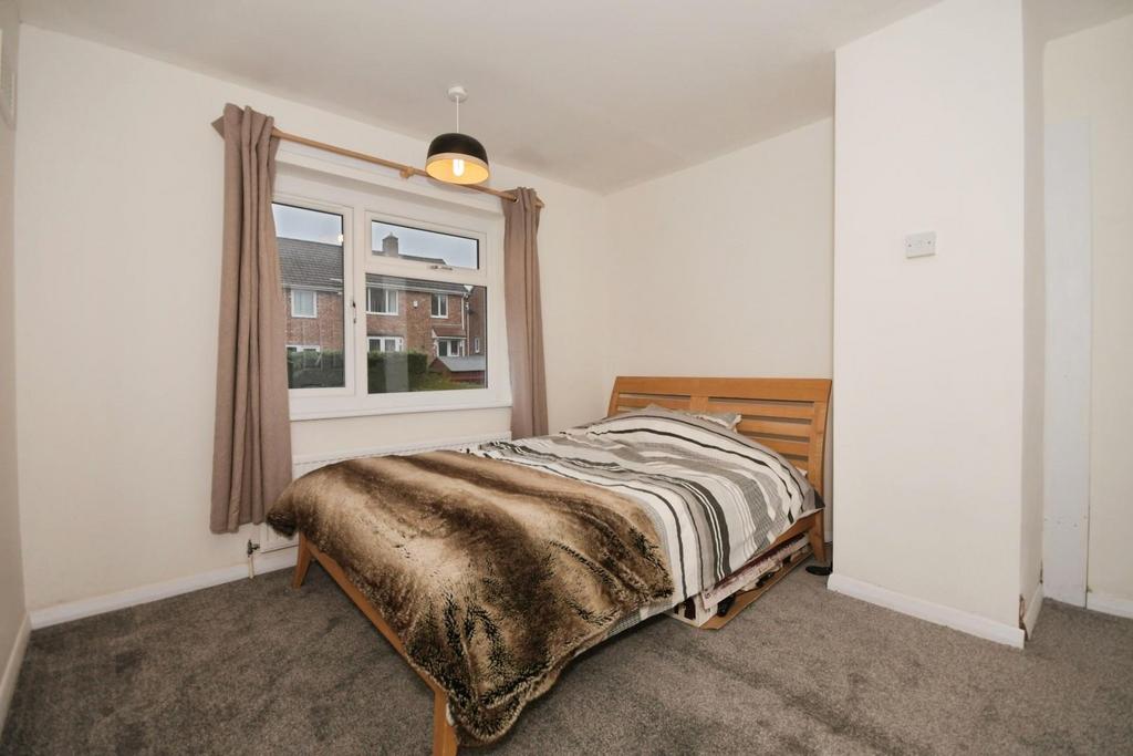 BEDROOM 2 02.jpg