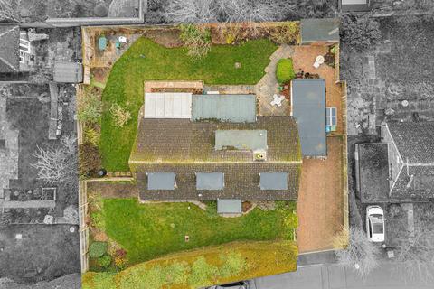 4 bedroom detached house for sale, Wyre Close, Aylesbury HP17