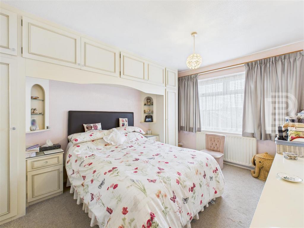 CAM05587 G0-PR0075-STILL012.jpg