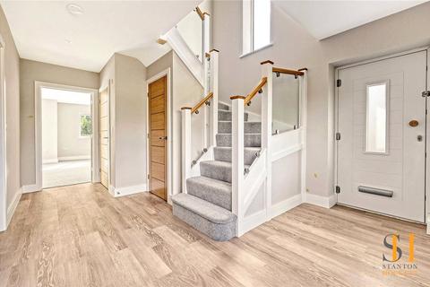 3 bedroom semi-detached house for sale, Kelvedon Road, Wickham Bishops, Witham, Essex, CM8
