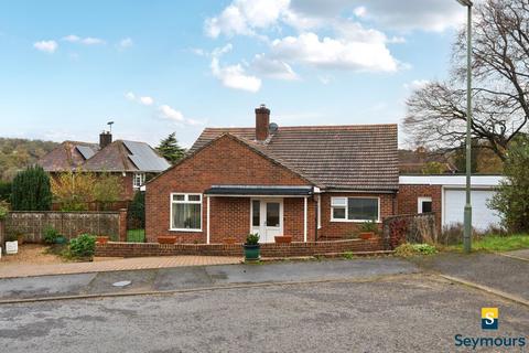 undefined, Pine View Close, Guildford GU4