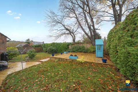 undefined, Pine View Close, Guildford GU4
