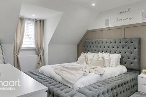 9 Commodores Close, Minster On Sea, Sheerness, ME12 3UU