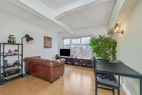 undefined, Adelina Grove, London E1