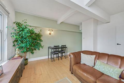 undefined, Adelina Grove, London E1
