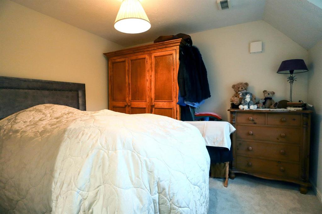 Bedroom 2.jpg
