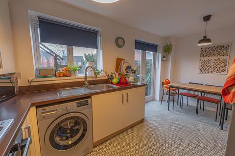 undefined, Clos Honddu, Bettws, NP20