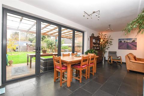 5 bedroom semi-detached house for sale, London Road, Berkshire RG40