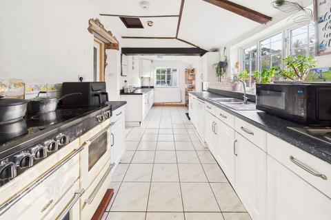 6 bedroom detached house for sale, Langley Green, Norwich NR14