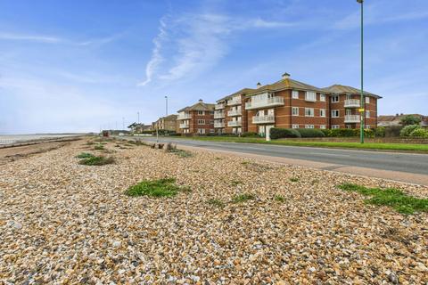3 bedroom apartment for sale, Strand Court, Rustington, West Sussex, BN16 2NT