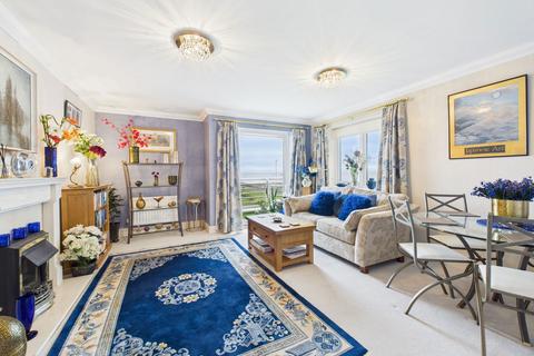 3 bedroom apartment for sale, Strand Court, Rustington, West Sussex, BN16 2NT