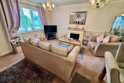 undefined, Lismore Close, Great Billing, Northampton NN3