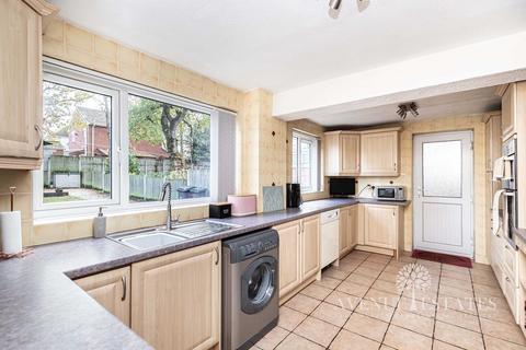 3 bedroom detached house for sale, Holworth Close, Bournemouth BH11
