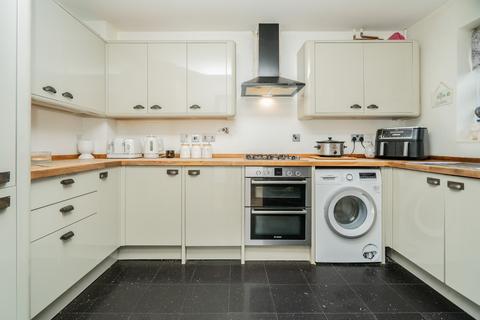 undefined, The Hythe, Two Mile Ash, Milton Keynes, MK8