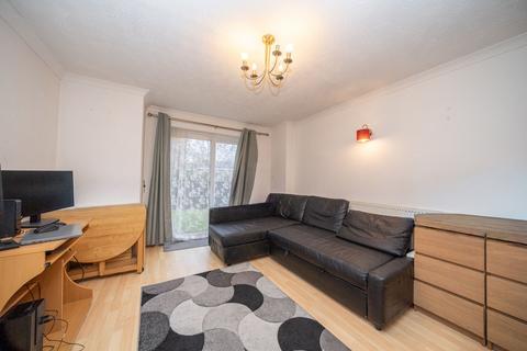 undefined, Holme Place, Hemel Hempstead, HP2