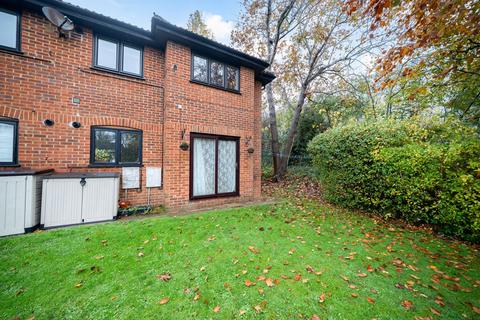 1 bedroom flat for sale, Holme Place, Hemel Hempstead, HP2