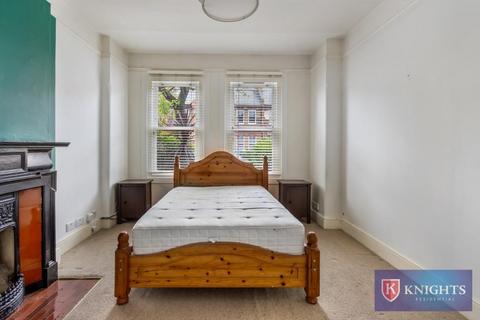undefined, Gladstone Avenue, Wood Green, London, N22