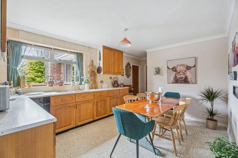undefined, Valley Close, Studham, Bedfordshire