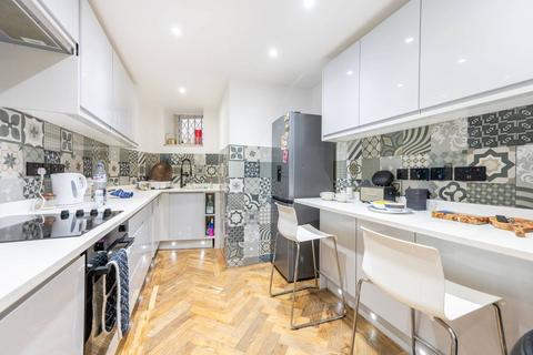 Campden Hill Road, Kensington, London, W8