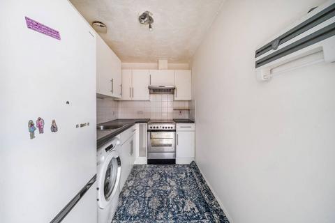 Shaftesbury Gardens, North Acton, London, NW10