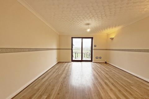 undefined, Llanharry, Pontyclun CF72