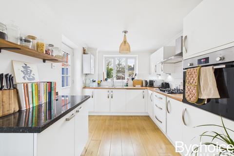 3 bedroom house for sale, Reynolds Close, Haverhill, Suffolk