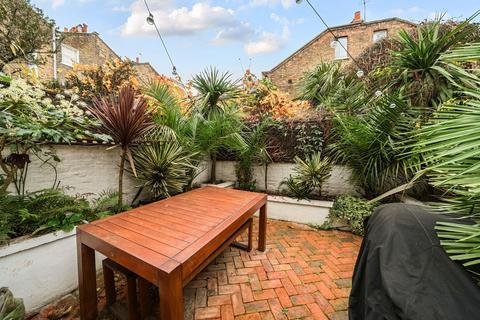1 bedroom apartment for sale, Sutherland Square, London SE17