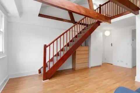 undefined, Marchmont Street, Bloomsbury/Russell Square, WC1N 1AP