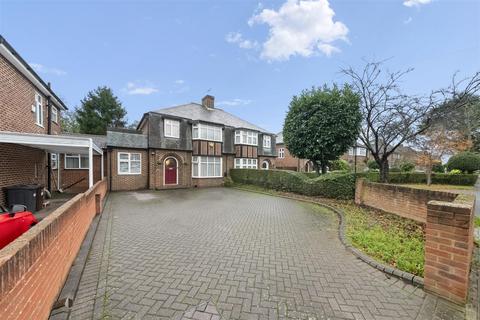 undefined, Firs Drive, Cranford, Hounslow TW5