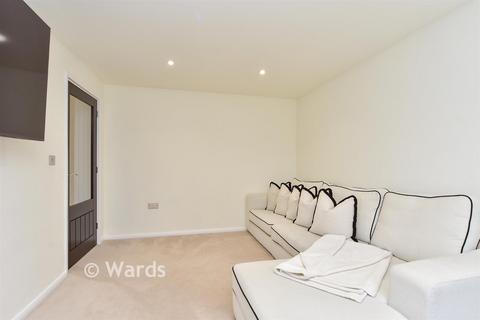 5 bedroom detached house for sale, Beechwood Drive, Meopham, Kent