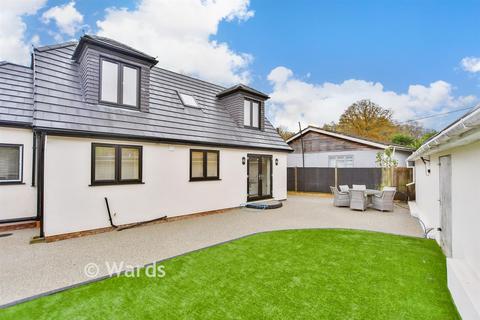 5 bedroom detached house for sale, Beechwood Drive, Meopham DA13