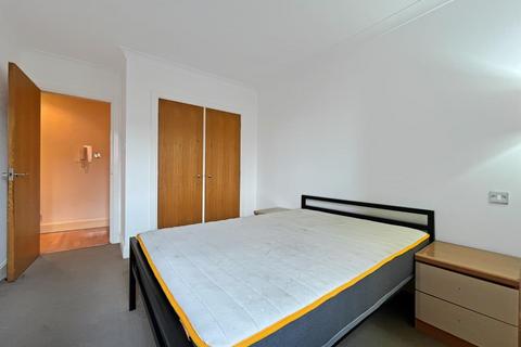 2 bedroom flat to rent, Merchants Quay, East Street, Leeds