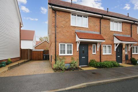 2 bedroom duplex for sale, Mortain Road, Felbridge, East Grinstead, RH19