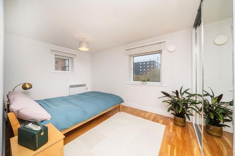 126 Holland Gardens, Brentford, TW8 0AZ