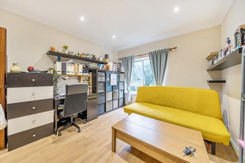 undefined, Grandfield Avenue, Nascot Wood, Watford WD17 4XD