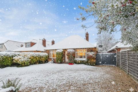 undefined, Twitchell Lane, Aston Clinton