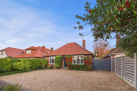 undefined, Twitchell Lane, Aston Clinton