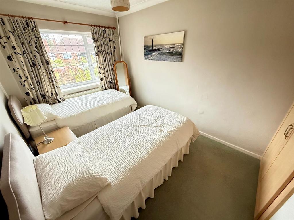 OD23 Bed2.jpg