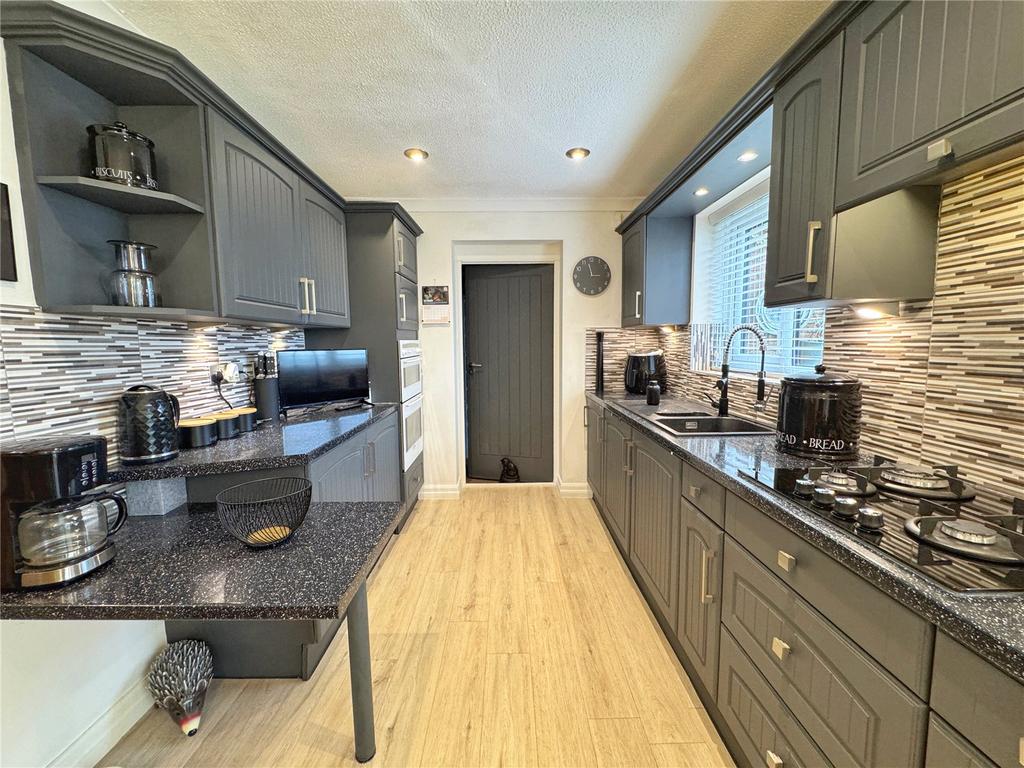 Fitted Kitchen